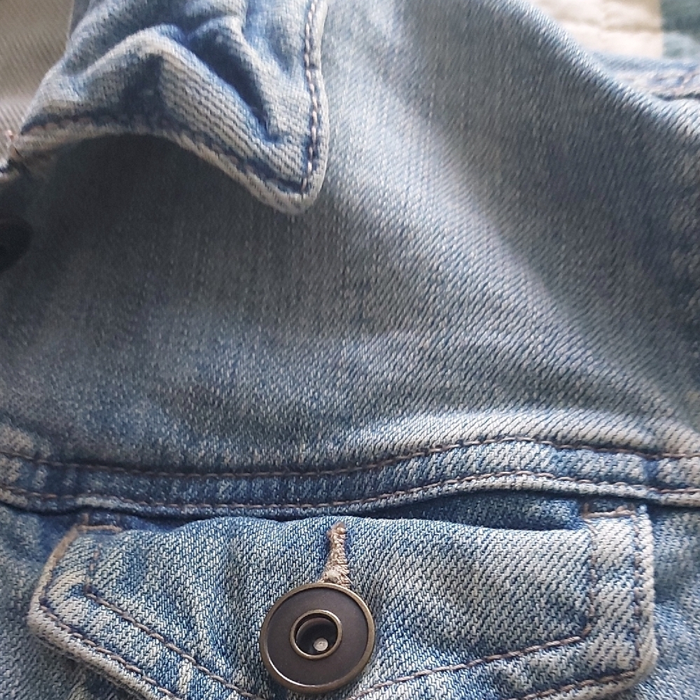 Medium Blue Jean Jacket - Picture 4 of 6